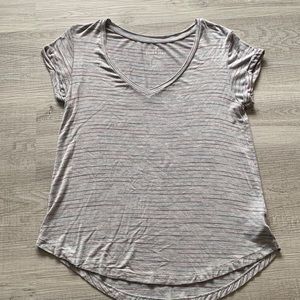 AEO cuffed striped light grey t-shirt